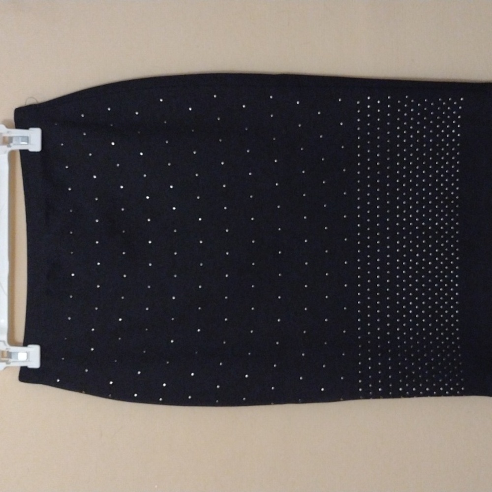 Carmen Marc Valvo Black Studded Knit Pencil Skirt